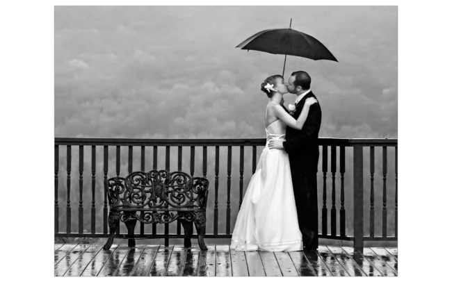 Rainy Wedding at St. Clements Castle